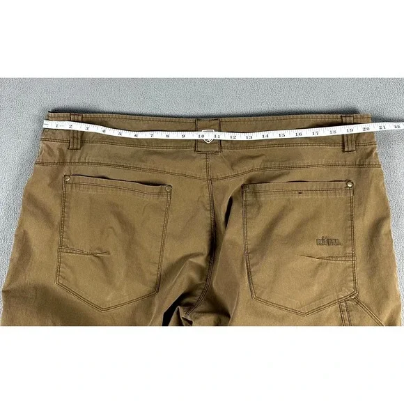 Kuhl Shorts Capris Mens 40 Brown Teak Outsider Longer Length Outdoor Hiking - Picture 6 of 13